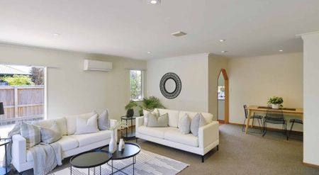 Spacious Family Home - Photo 3
