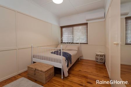 Fully Airconditioned - Northeast Facing Family Home - Photo 4