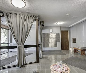 Millard Manor Apartments - Photo 1