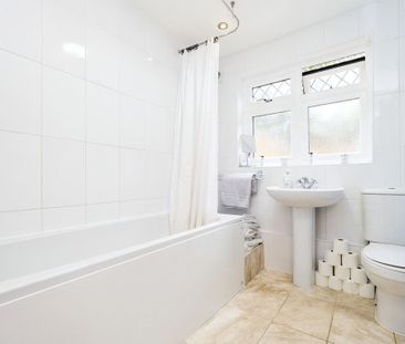 Room in a Shared House, Tennyson Road, E15 - Photo 2