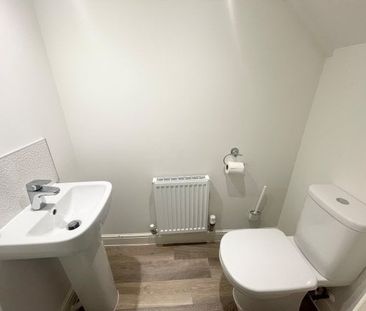 Nursery Way, Warwick, CV34 - Photo 4