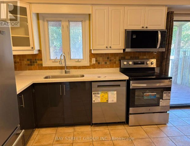 16 TINTI PLACE — 3 Bedroom - Photo 1