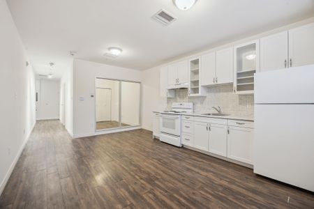 For Lease - 38 Walton Street Unit# 208, Port Hope, Ontario - Photo 2