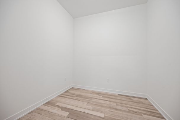 For Lease - 15 Richardson Street Unit# 204, Toronto, Ontario - Photo 1