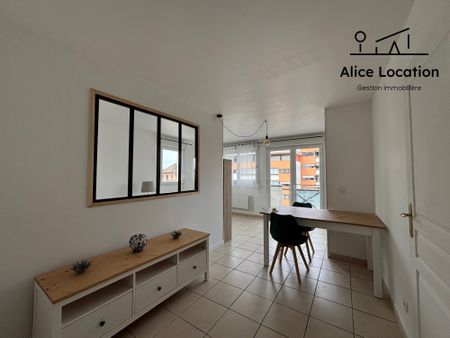 Location Appartement 2 pièces 36m² THONON LES BAINS 74200 - Photo 3
