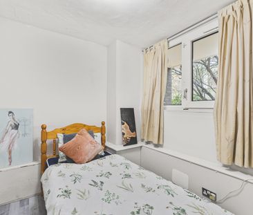 Room in a Shared Flat, Sherfield Gardens, SW15 - Photo 5