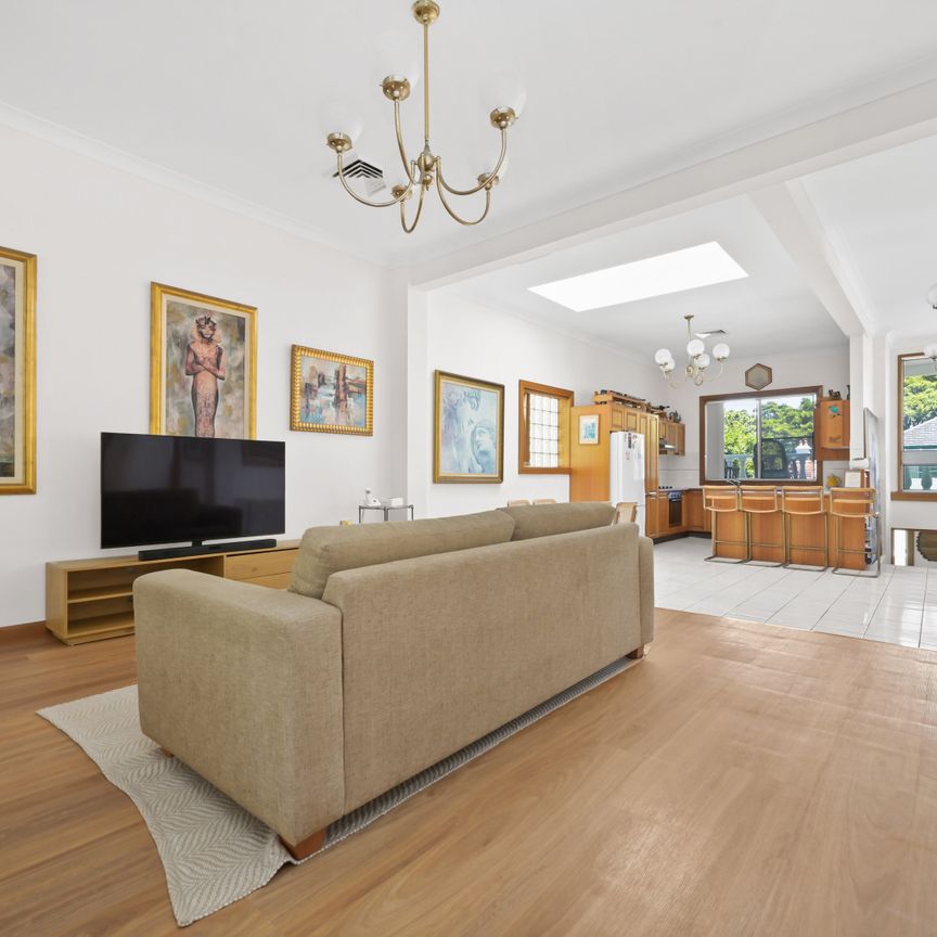 5 Stanley Street, Queens Park NSW 2022 - House For Rent | Domain - Photo 1