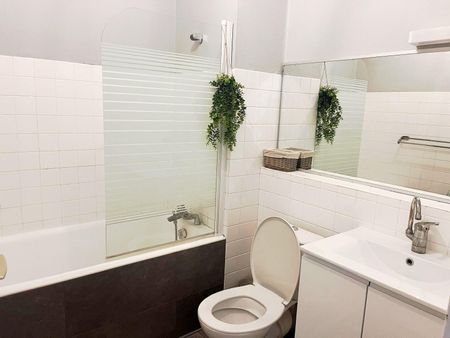 Location Appartement 1 pièce 29m² ST ETIENNE 42000 - Photo 4