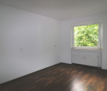 * RUHIG WOHNEN IM HERZEN VON CRAKAU * 3ZI-Wohnung mit Balkon, Bogen... - Photo 4