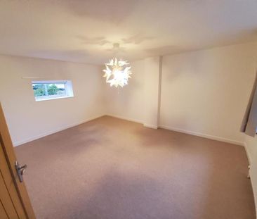 3 bedroom barn conversion to rent - Photo 2