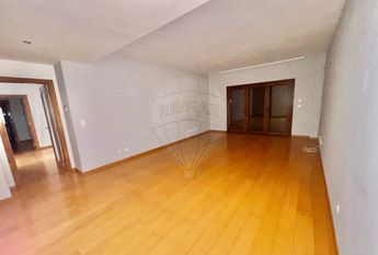 Apartamento T3 em Lisboa