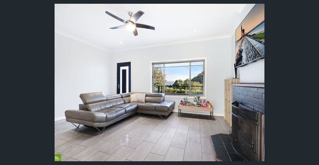 4 Bedroom Family Home with a View - 6 MONTH LEASE ONLY - Photo 1