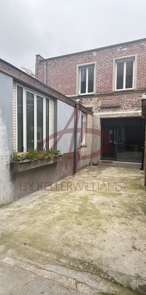 Location Appartement 1 pièce 232m² ROUBAIX 59100 - Photo 1