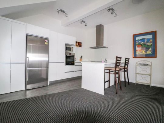 Central Apartment - Photo 1