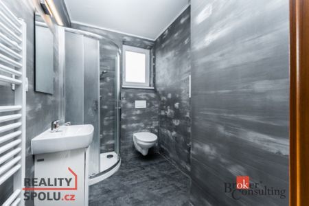 Pronájem bytu 1+kk a garsoniéry 27 m² - Photo 2