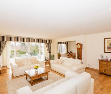 4 bedroom detached house to rent - Photo 2