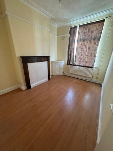 3 Bed Mid Terrace Draper Street Leicester LE2 - Ace Properties - Photo 5
