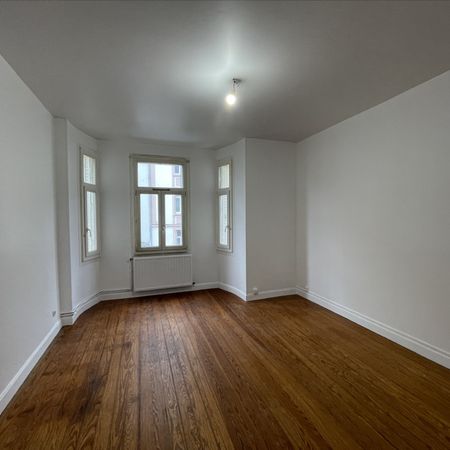 Location Appartement 2 pièces 53m² - Photo 3