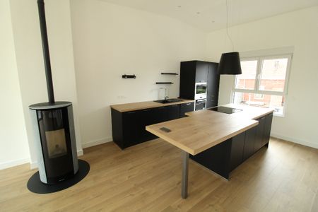 Location Appartement 3 pièces 79m² - Photo 4