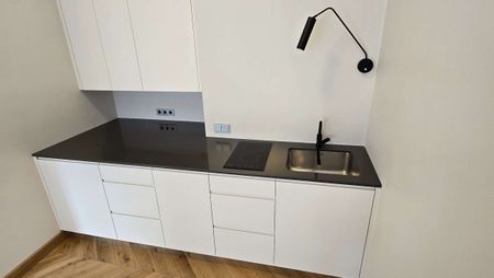 Centrum Warszawy, Mazowiecka, 3 pokoje - Photo 4