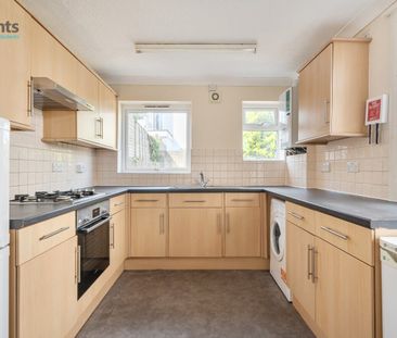 5 bedroom terraced house to rent - Photo 4