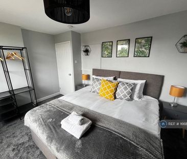 3 bedroom end of terrace house to rent - Photo 3