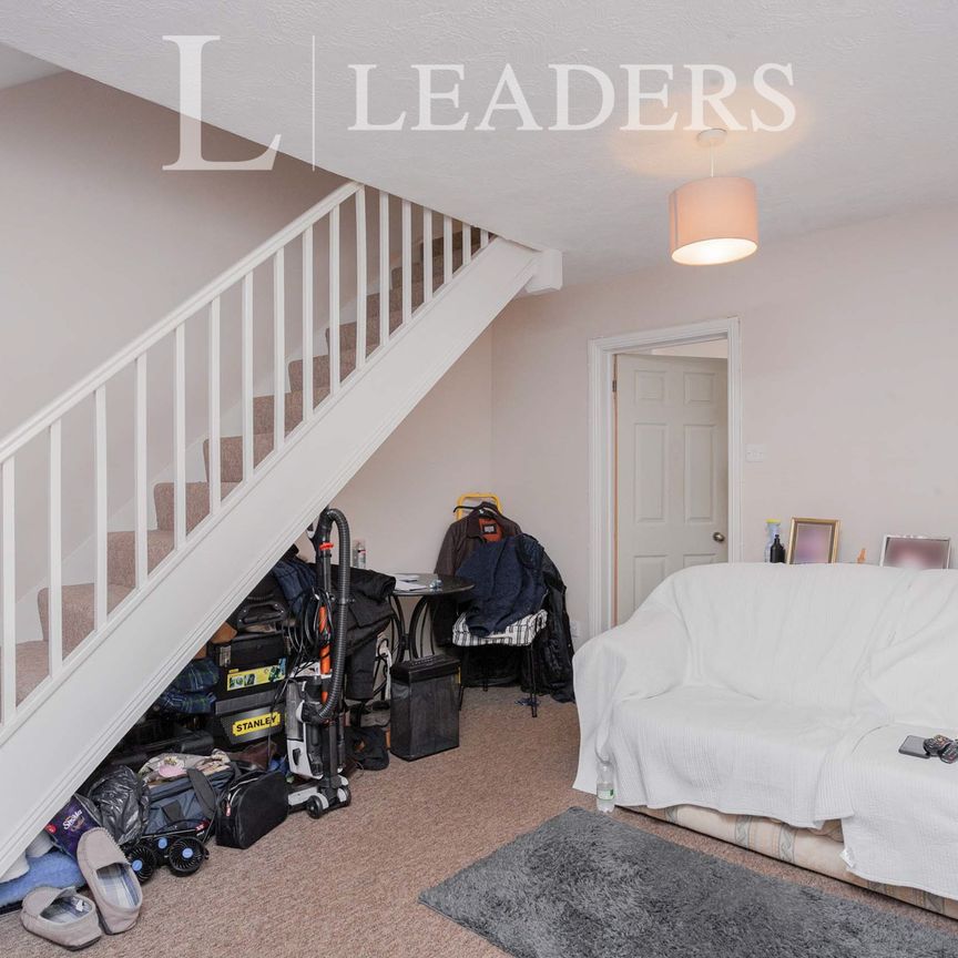 2 bedroom house to rent Perryfields, Burgess Hill, West Sussex, RH15 - Photo 1