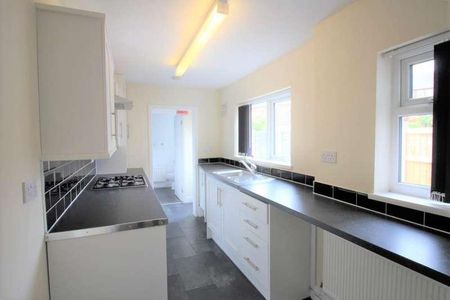 Offmore Road, Kidderminster, DY10 - Photo 5