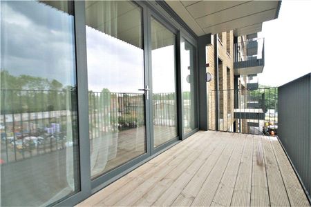 2 bedroom apartment to rent - Photo 2