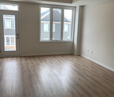 For Lease - 99 Danzatore Path, Oshawa, Ontario - Photo 2