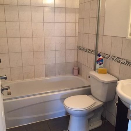 À VOIR 3 1/2 rénové appartement près métro Concorde - Photo 4