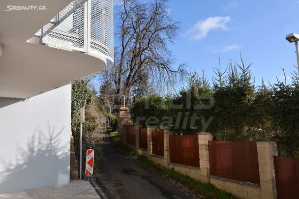 Pronájem bytu 2+kk 64 m² - Photo 1