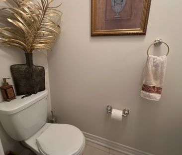 For Lease - 49 Shirrick Drive, Richmond Hill, Ontario - Photo 6