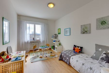 Moderne Wohnung in einem ruhigen Quartier! - Photo 3