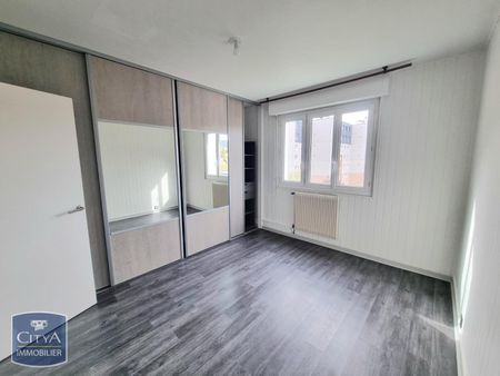 Location Appartement 3 pièces 69m² BEAUMONT 63110 - Photo 5