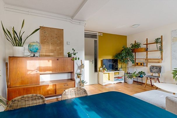 Te huur: Appartement Jacob van Lennepstraat 241 B in Amsterdam - Photo 1