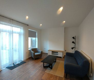 3 Bed Terraced House, More Close, E16 - Photo 1