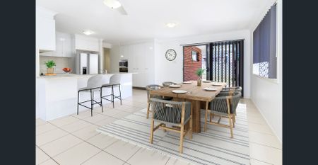CABOOLTURE - CLOSE TO ALL AMENITIES - Photo 3
