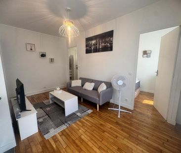 Location Appartement 2 pièces 32m² ST MAUR DES FOSSES 94100 - Photo 3