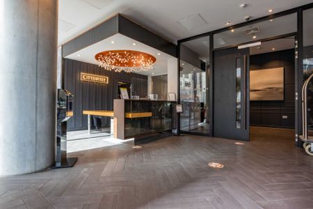 City Suites, Chapel Street, Manchester - Photo 3