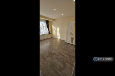 5 bedroom terraced house to rent - Photo 2