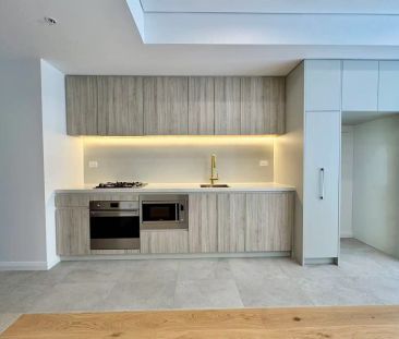 “Brand New One-Bedroom Apartment with Oversized Balcony For Lease” - Photo 4