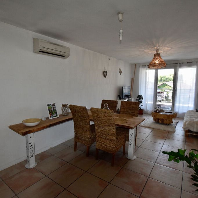 T2 au Sud d'Orange avec terrasse - climatisation - parking, - Photo 1