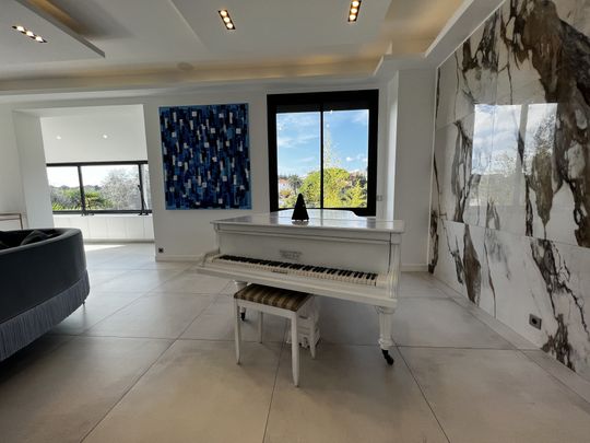 Villa 258 m² - 10 Pièces - Cannes (06400) - Photo 1