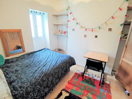 6 Bed Terraced House, Egremont Place, BN2 - Photo 4