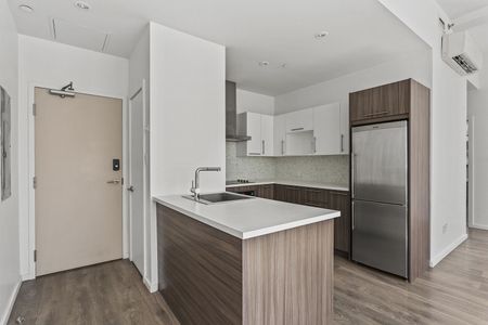 1405 Rue Bishop, Montréal, QC - Photo 2