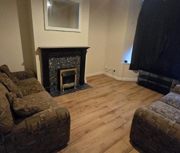 3 bedroom terraced house to rent - Photo 6
