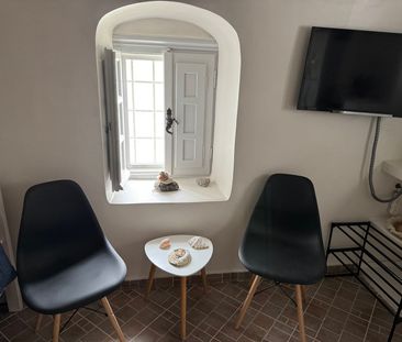 Ενοικίαση κατοικίας, 50 τ.μ., Εμπορείο, 650 € - Φωτογραφία 1