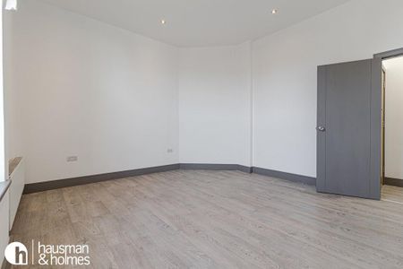 3 bedroom flat to rent - Photo 3