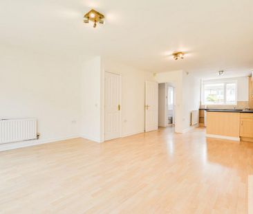 2 bedroom semi-detached house to rent - Photo 3